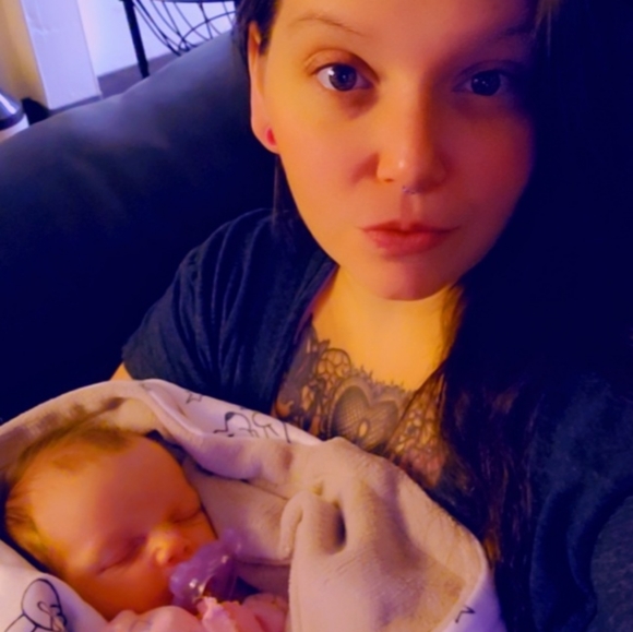 Meet your Posher, Samantha - Picture 7 of 12